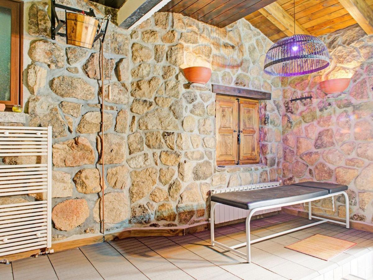 Rural Apartment With Shared Garden Pool And Spa Галапагар Номер фото